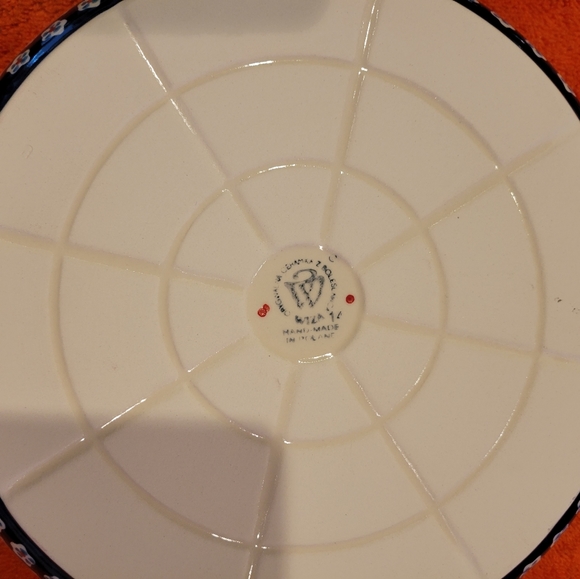 Large Serving bowl - Picture 8 of 11